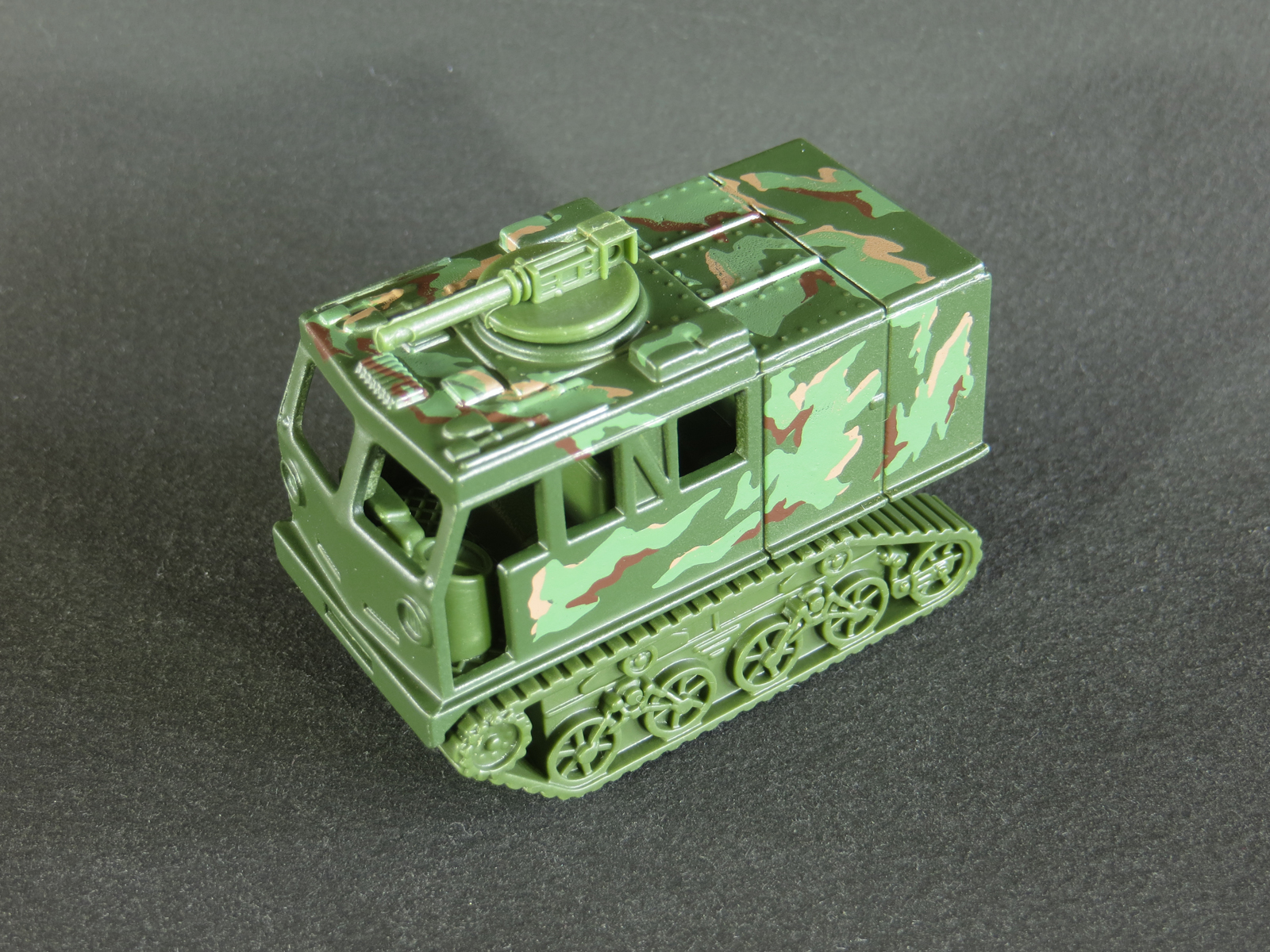 1994 ACTION COMMAND Design SUPER CANNON✰Army green camo; white✰Hot Wheels loose 
